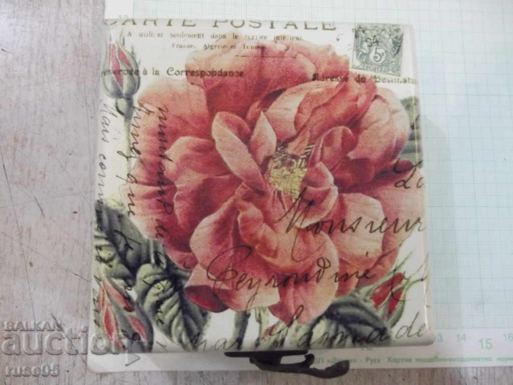 Box white white with colored applique and mirror with price 7.00 BGN | € 3.58