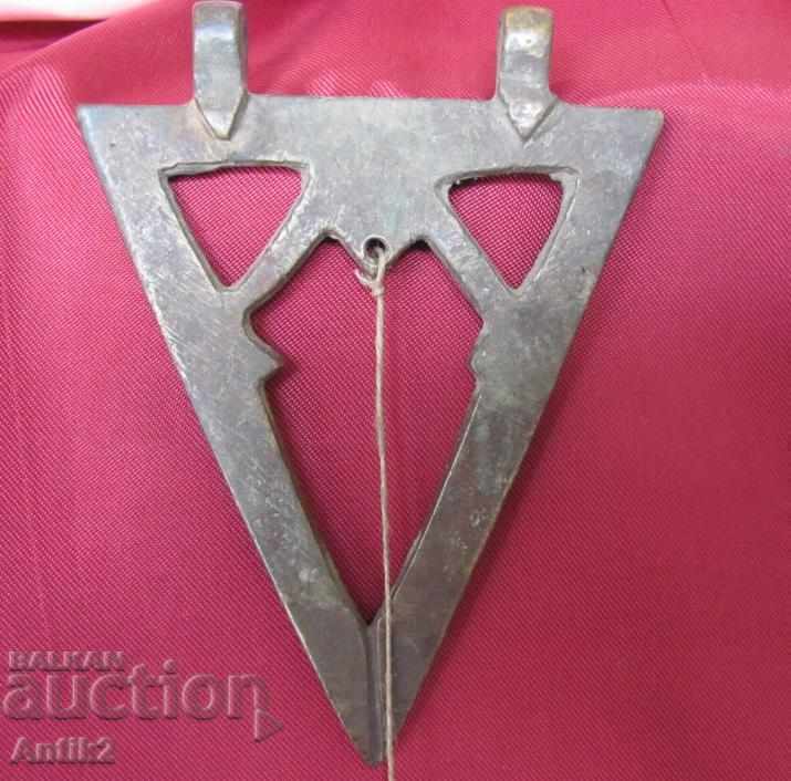 Delivery of 17th Century Bronze Massive Original Level Delivery of 17th Century Bronze Massive Original Level