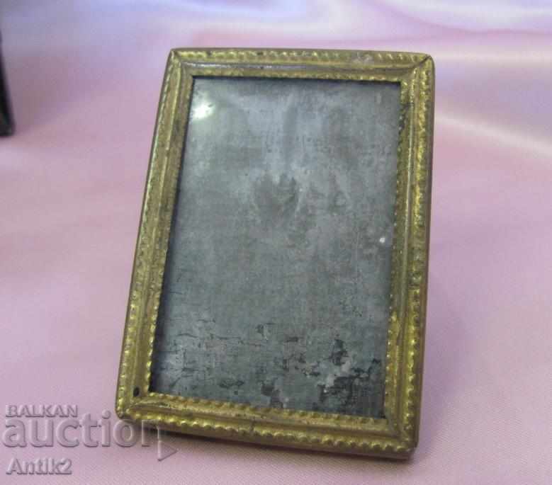 Auction 19th Century Original Photography 2 pcs Photo Frames Auction 19th Century Original Photography 2 pcs Photo Frames