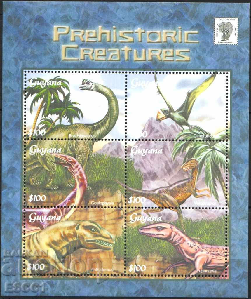 Clean stamps in small leaf Dinosaur Fauna 2001 from Guyana