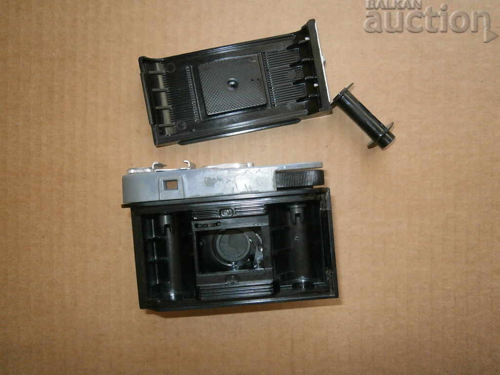 change 8 change 8 vintage bakelite camera - 7 change 8 change 8 vintage bakelite camera - 7