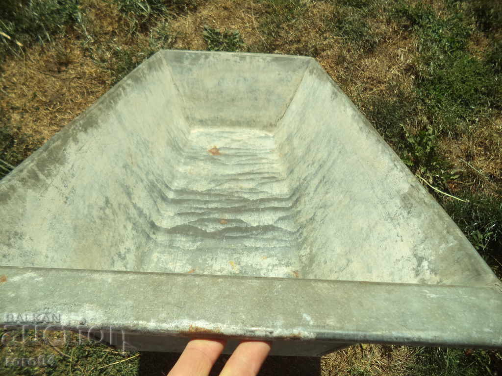 Trough - 6 Trough - 6