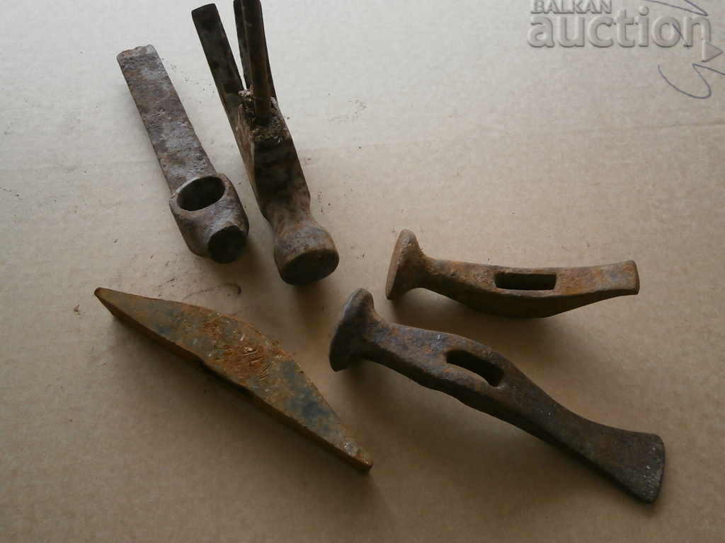 Delivery of lot old hammer hammer tool