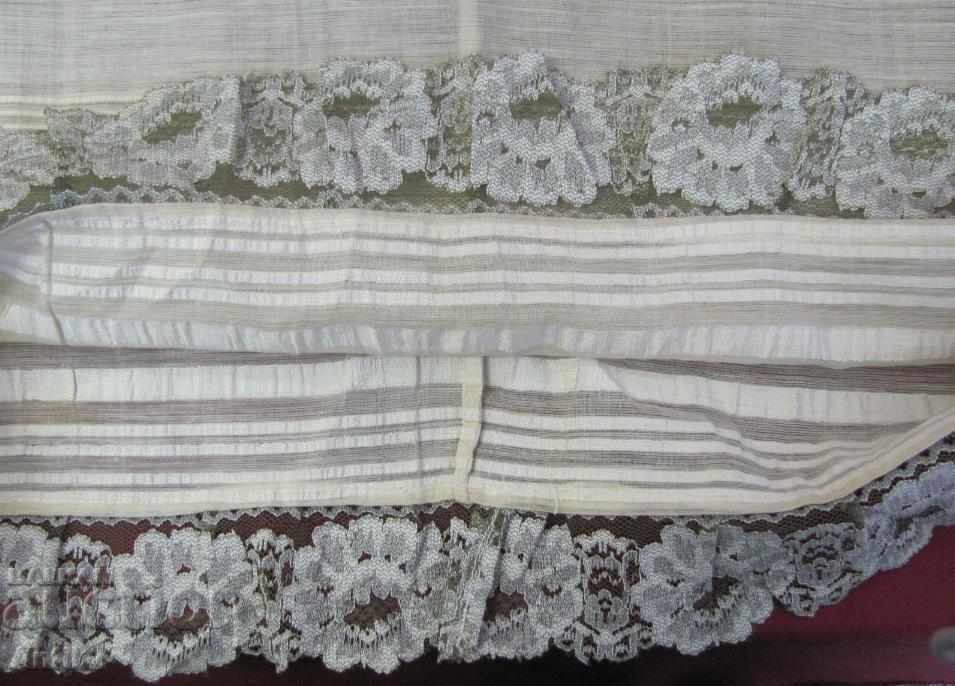 19th century Folk Art Children's Shirt silk kenar and lace - 5