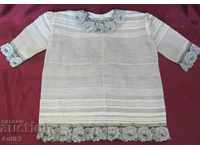 19 век Фолк Арт Детска Риза копринен кенар и дантела