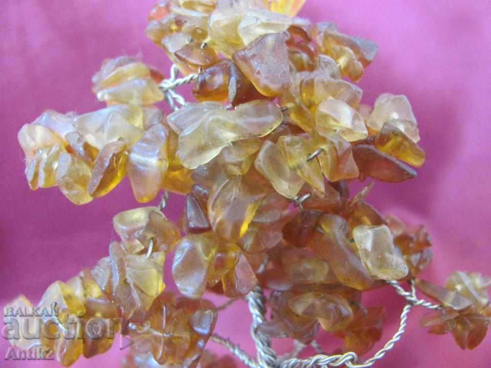 Auction  Old Scenery Natural Raw Amber and Crushed stone