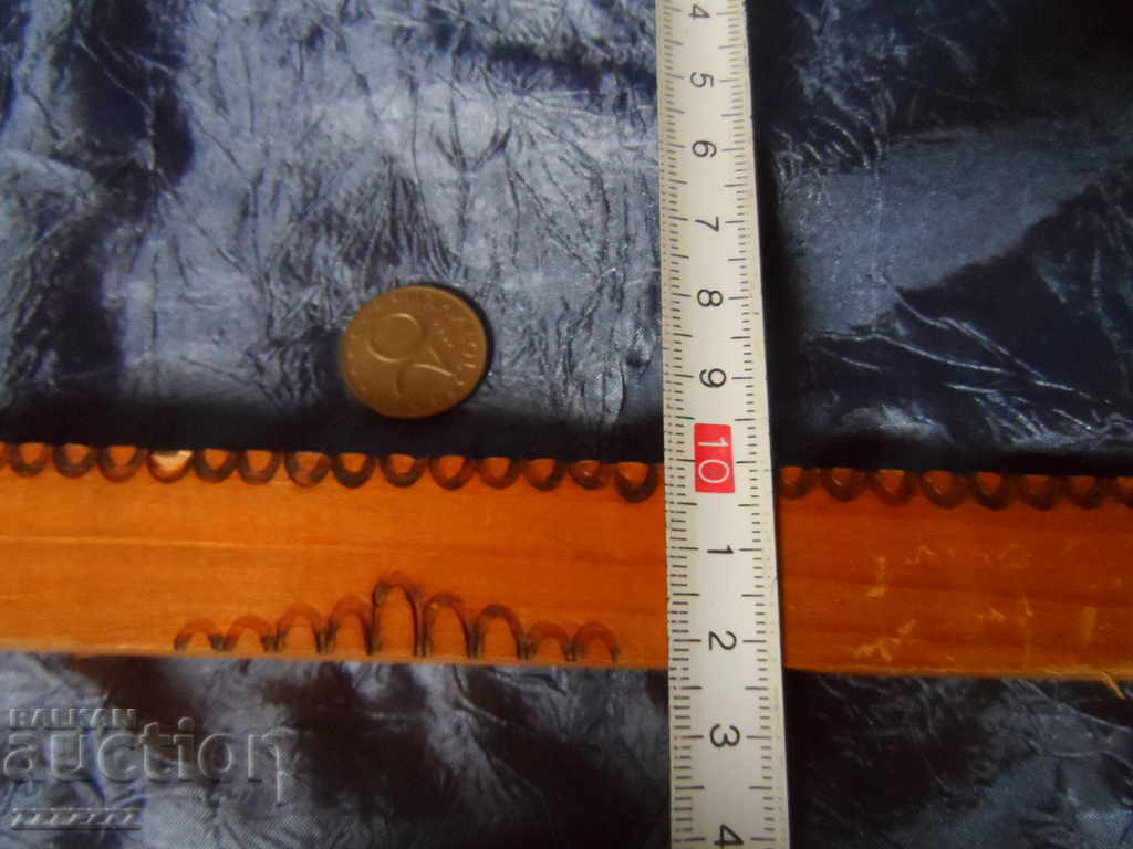 old wooden frame - 2 with price 10.00 BGN | € 5.11