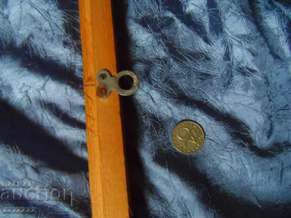 old wooden frame - 2 - 5