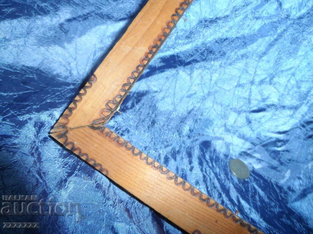 old wooden frame - 2 - 7