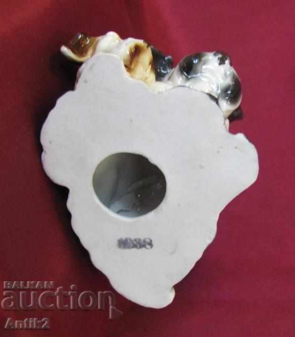 Auction  Old Porcelain Figure - Dogs