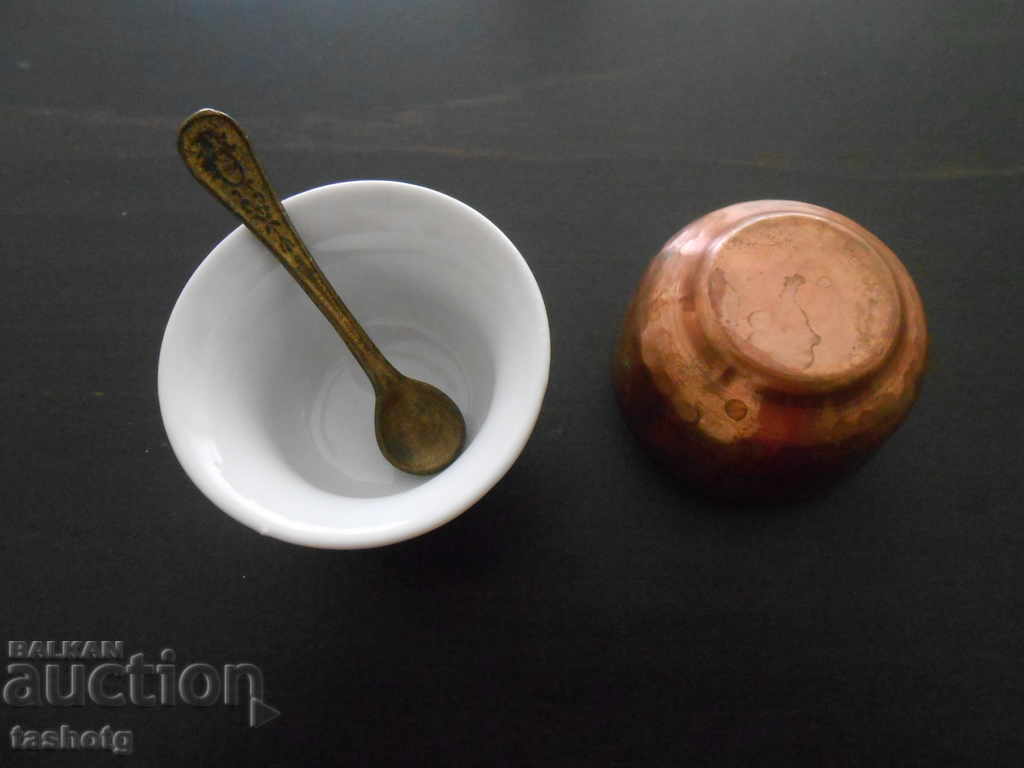 UNIQUE OLD HONEY CUSTOMS SERVICE HONEY BRONZE PORCELAIN! UNCLEAN with price 48.00 BGN | € 24.54 UNIQUE OLD HONEY CUSTOMS SERVICE HONEY BRONZE PORCELAIN! UNCLEAN with price 48.00 BGN | € 24.54