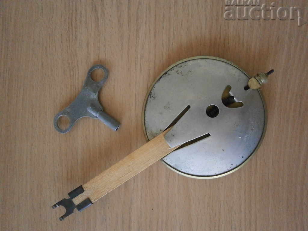 Auction Pendulum and wall clock switch YANTAR JANTAR Auction Pendulum and wall clock switch YANTAR JANTAR