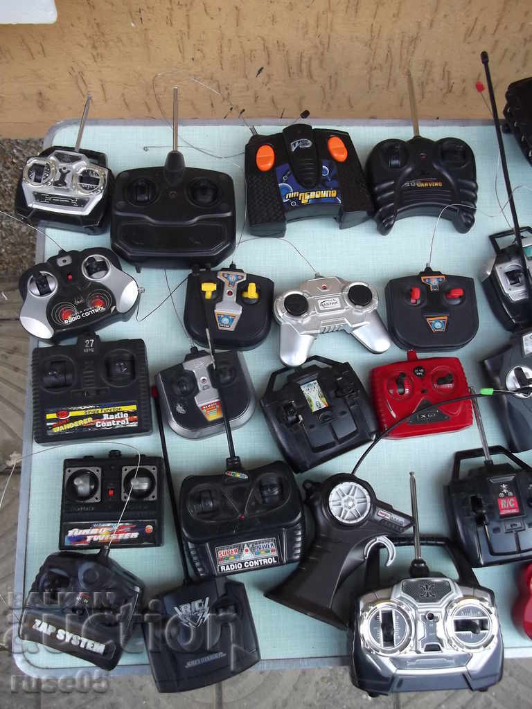 Lot de 33 buc. telecomenzi pentru jucării de mașini electrice - 5 Lot de 33 buc. telecomenzi pentru jucării de mașini electrice - 5