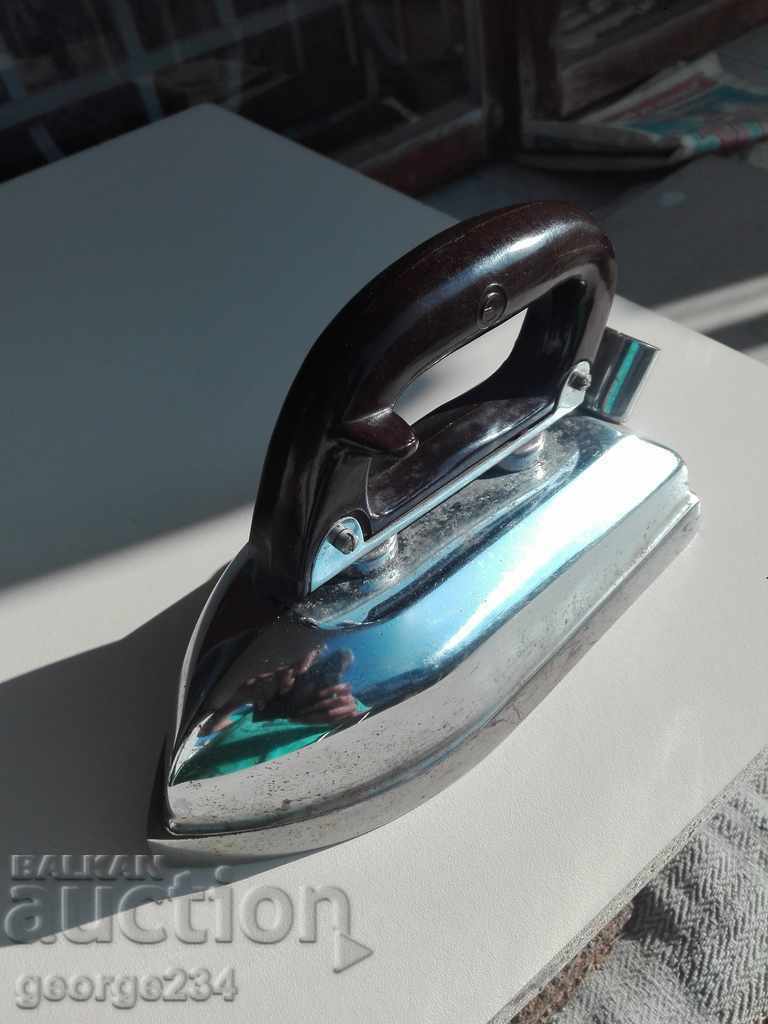 IRON NRB 1959 UNIQUE MARKING "E". - see terms and conditions IRON NRB 1959 UNIQUE MARKING "E". - see terms and conditions