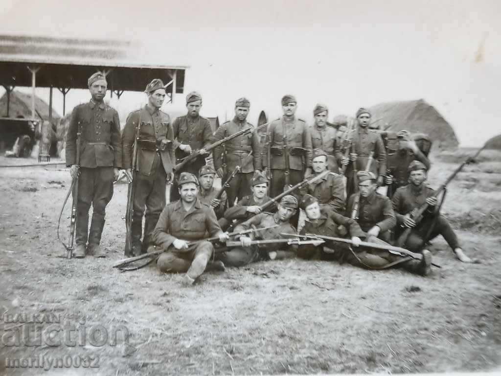 Auction Military Photo PHOTOGRAPHY 18th Etar Regiment Auction Military Photo PHOTOGRAPHY 18th Etar Regiment