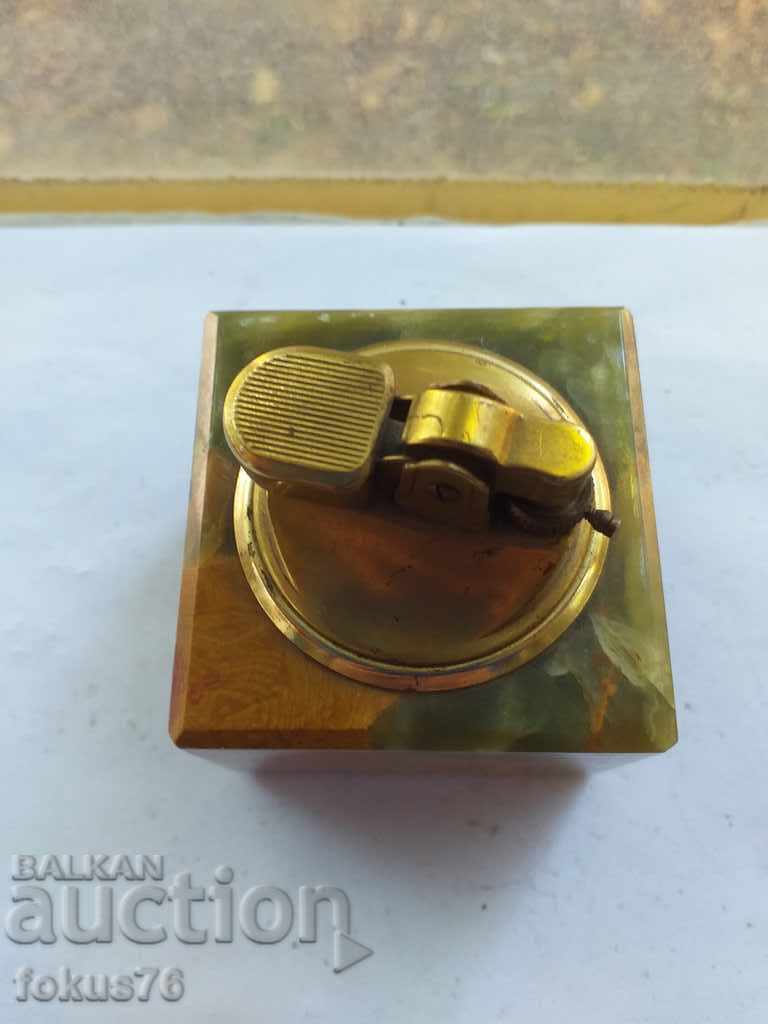 COLLECTION BOARD LIGHT with price 32.00 BGN | € 16.36 COLLECTION BOARD LIGHT with price 32.00 BGN | € 16.36