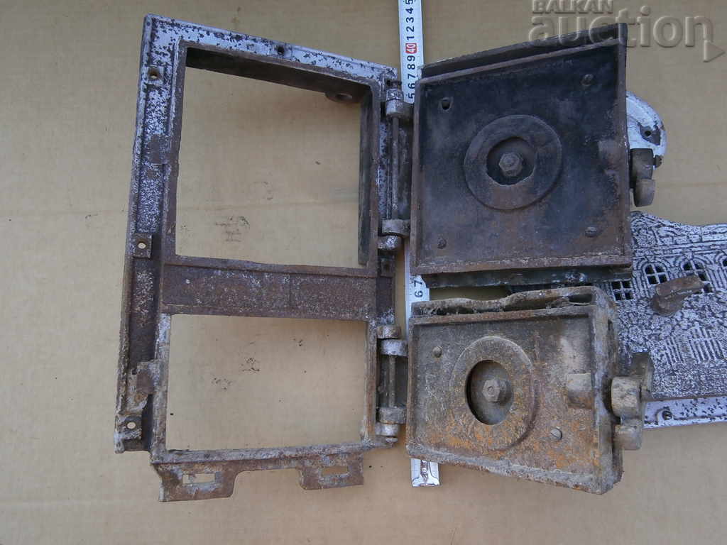 Auction  Alexander Nevsky old doors from a stove, fireplace, Jamal