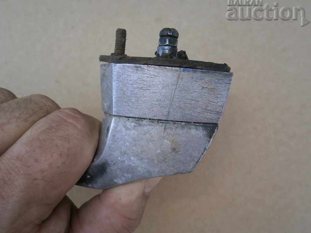 retro car door handle with price 21.00 BGN | € 10.74 retro car door handle with price 21.00 BGN | € 10.74