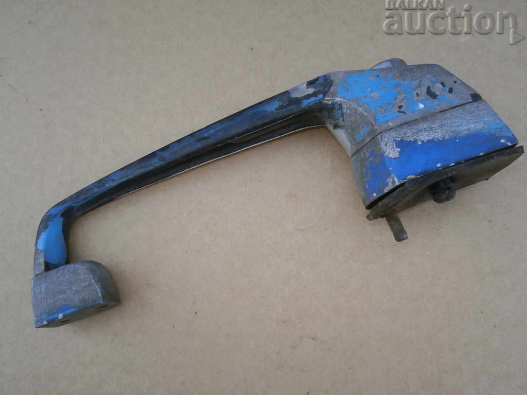 Delivery of retro car door handle Delivery of retro car door handle