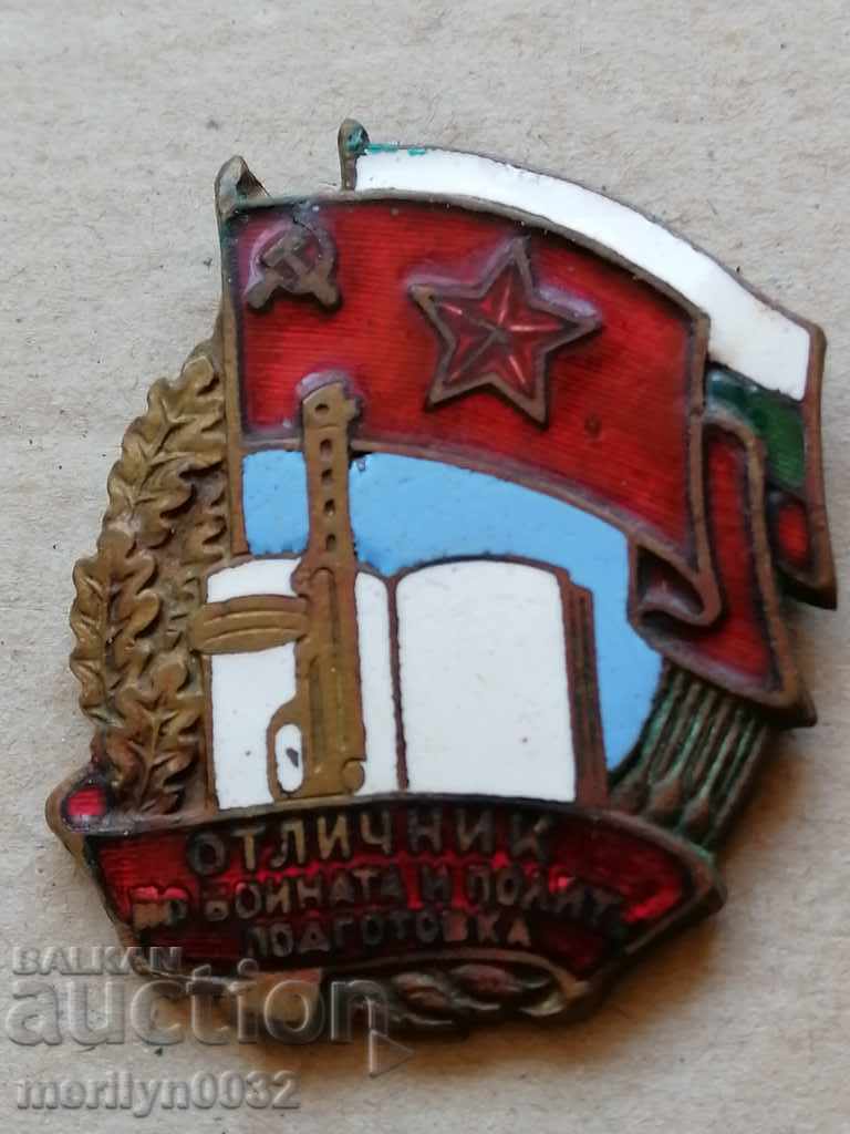 Combat Badge and Political Training Badge - 5 Combat Badge and Political Training Badge - 5