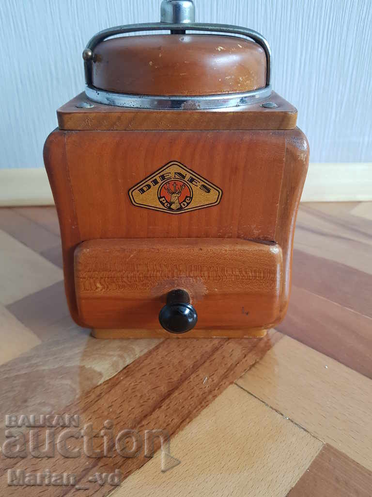 Old Dienes PeDe coffee grinder with price 100.00 BGN | € 51.13 Old Dienes PeDe coffee grinder with price 100.00 BGN | € 51.13