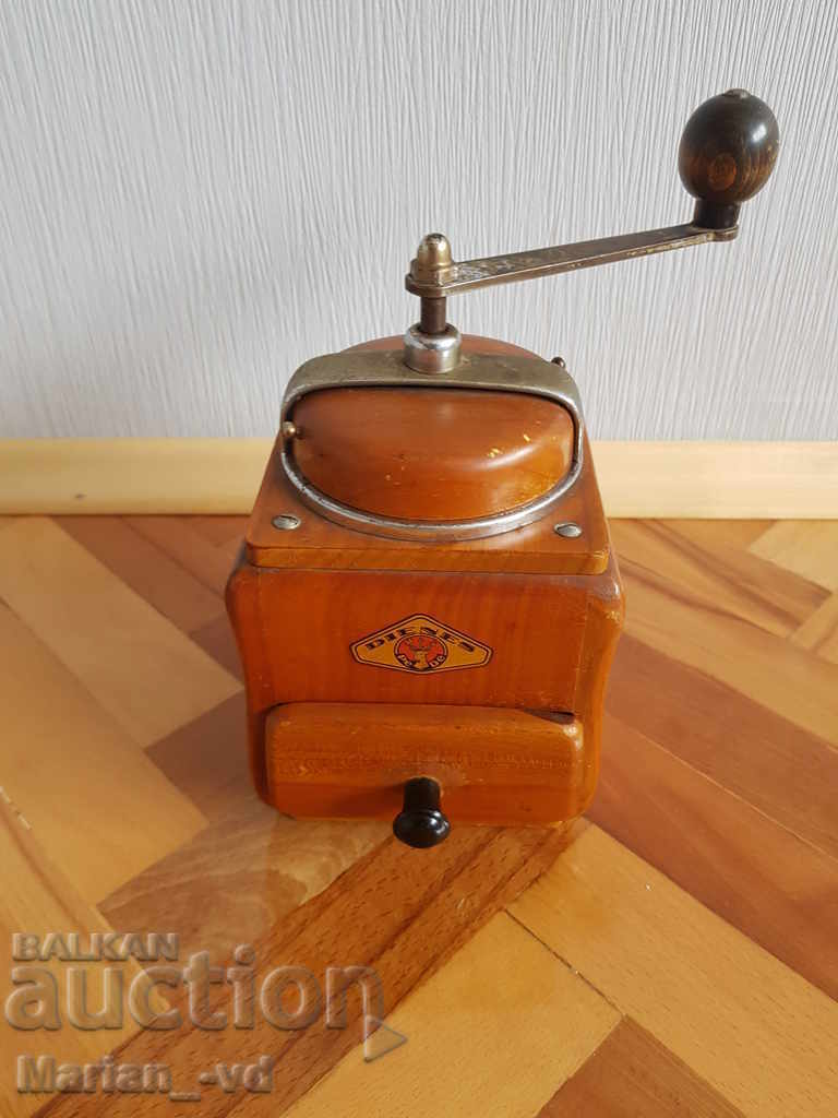 Old Dienes PeDe coffee grinder