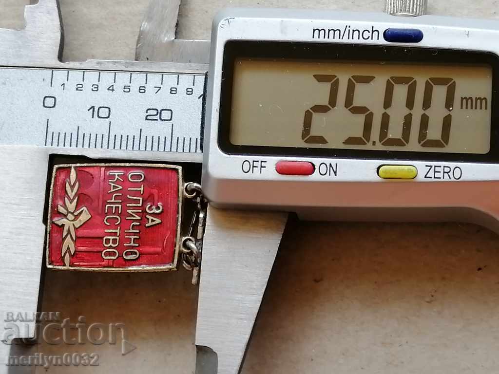 Delivery of Breastplate Excellent Quality Medal Badge Delivery of Breastplate Excellent Quality Medal Badge