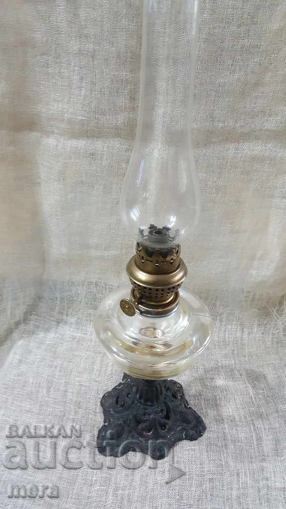 An old lamp lamp with price 140.00 BGN | € 71.58 An old lamp lamp with price 140.00 BGN | € 71.58