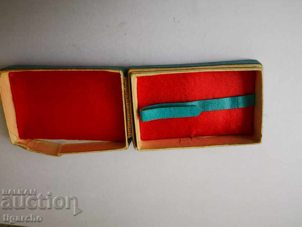 Delivery of Zarya clock box Delivery of Zarya clock box