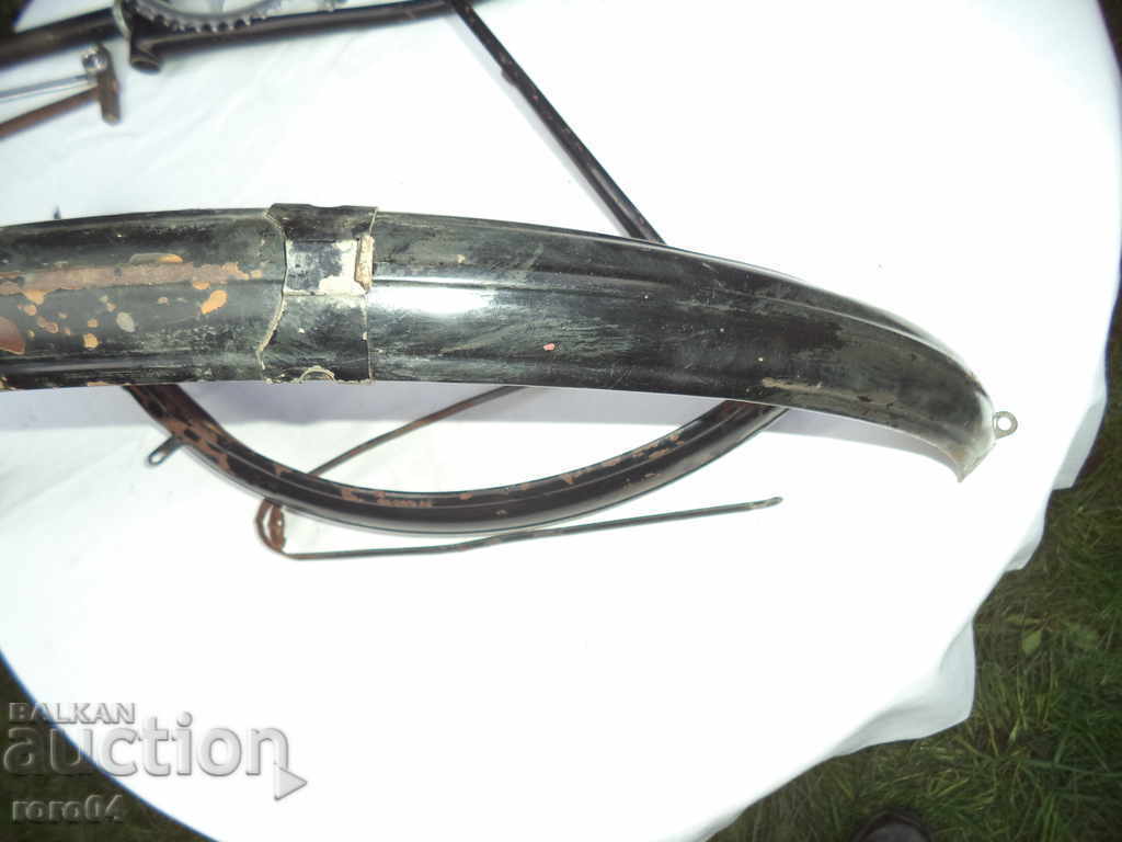 Delivery of Raleigh 21 "Ladies WW2 Bike Retro Roadster 3 Speed