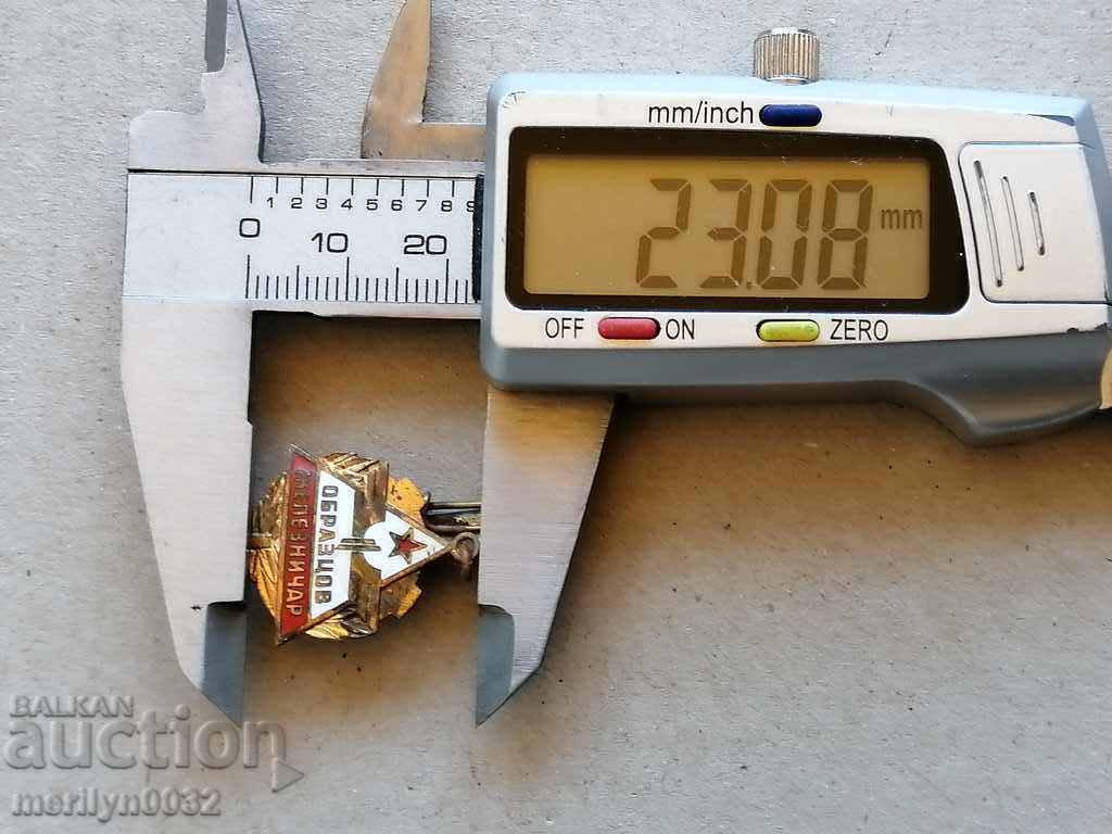 Delivery of Breastplate Model railroad enamel medal badge Delivery of Breastplate Model railroad enamel medal badge