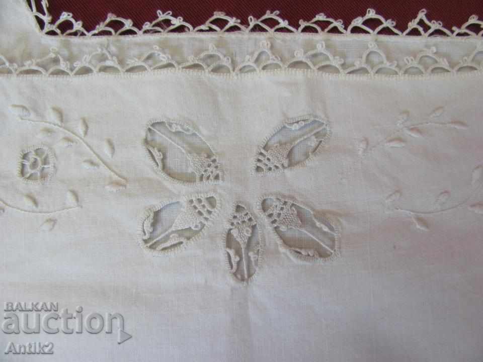 19th Century Baby Bedding & Hat - 5 19th Century Baby Bedding & Hat - 5