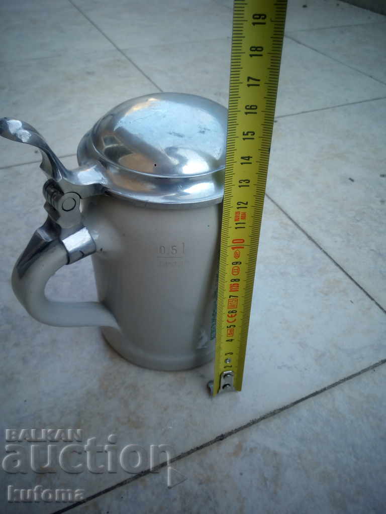 Delivery of Beer Mug Delivery of Beer Mug