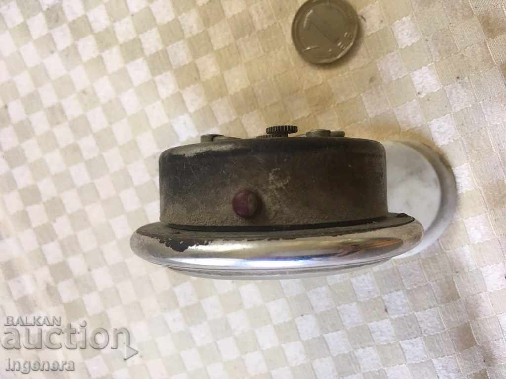 Auction THE CLOCK IS A GLORY OF NOTHING Auction THE CLOCK IS A GLORY OF NOTHING