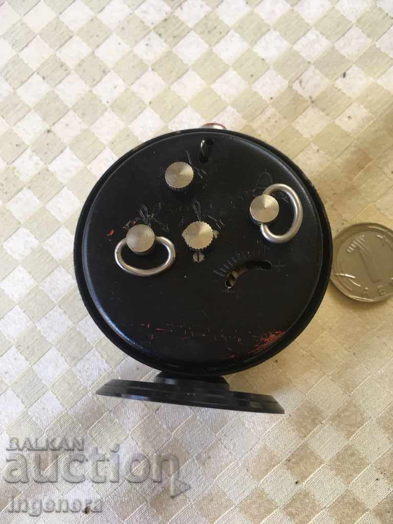 Auction  THE CLOCK IS A GLORY OF NOTHING