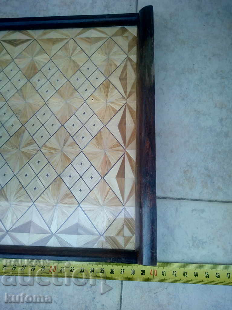 Tava veche lucrata manual cu preț 34.99 BGN | € 17.89