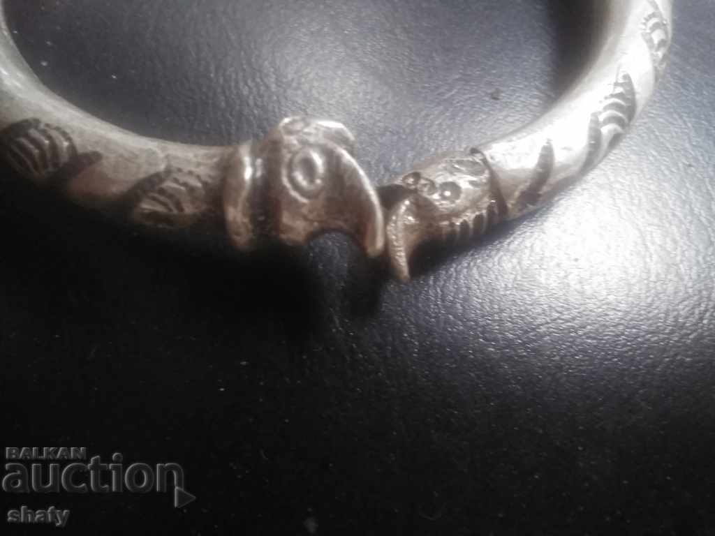 Old bracelet. - 7 Old bracelet. - 7