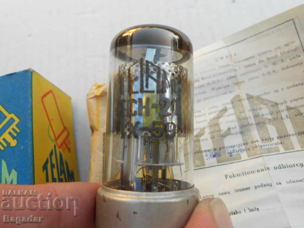 Auction Old radiolamp Auction Old radiolamp