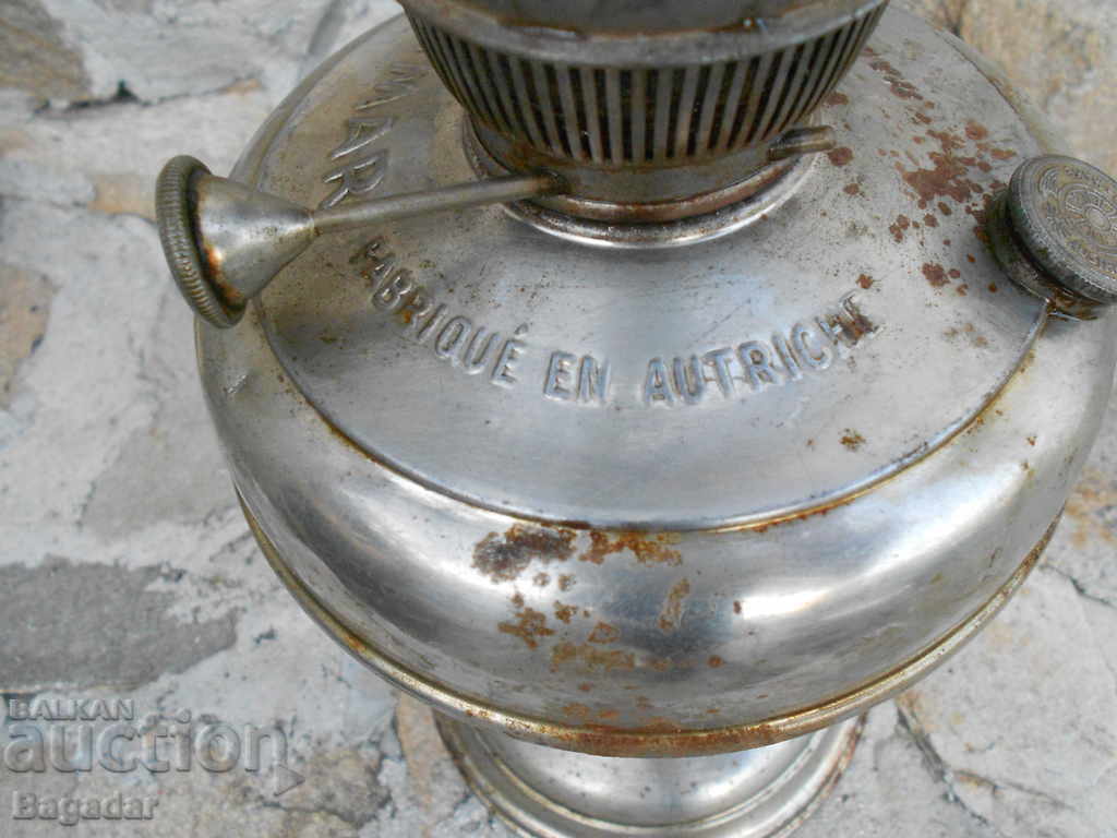 Auction Old lamp Auction Old lamp