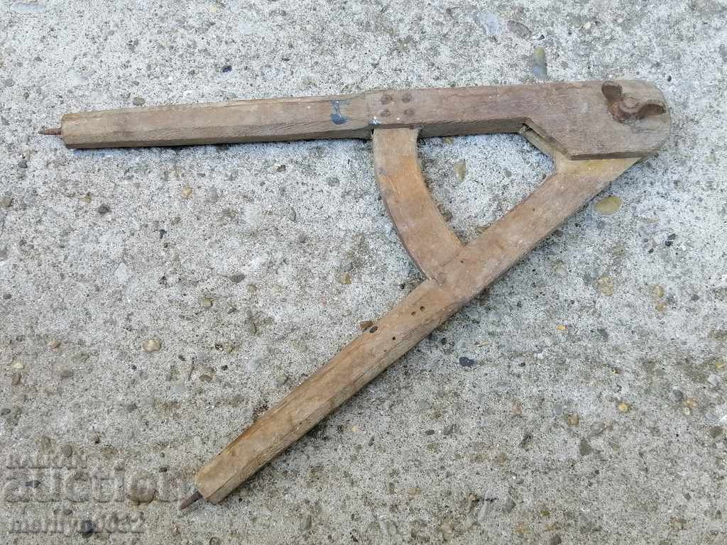 Old carpentry, wood, wooden, primitive with price 46.00 BGN | € 23.52 Old carpentry, wood, wooden, primitive with price 46.00 BGN | € 23.52