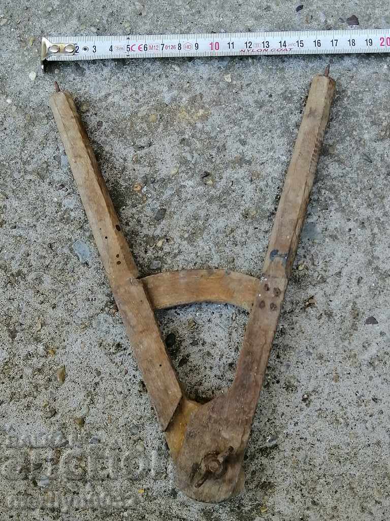 Old carpentry, wood, wooden, primitive - 7 Old carpentry, wood, wooden, primitive - 7