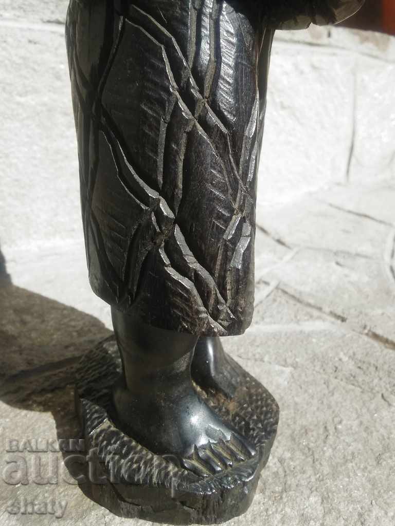 Licitație O figură veche de abanos. Sculptura din lemn. Licitație O figură veche de abanos. Sculptura din lemn.