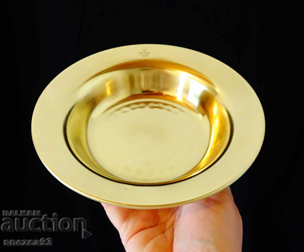 Delivery of Swedish bronze plate Skultuna, marked Delivery of Swedish bronze plate Skultuna, marked