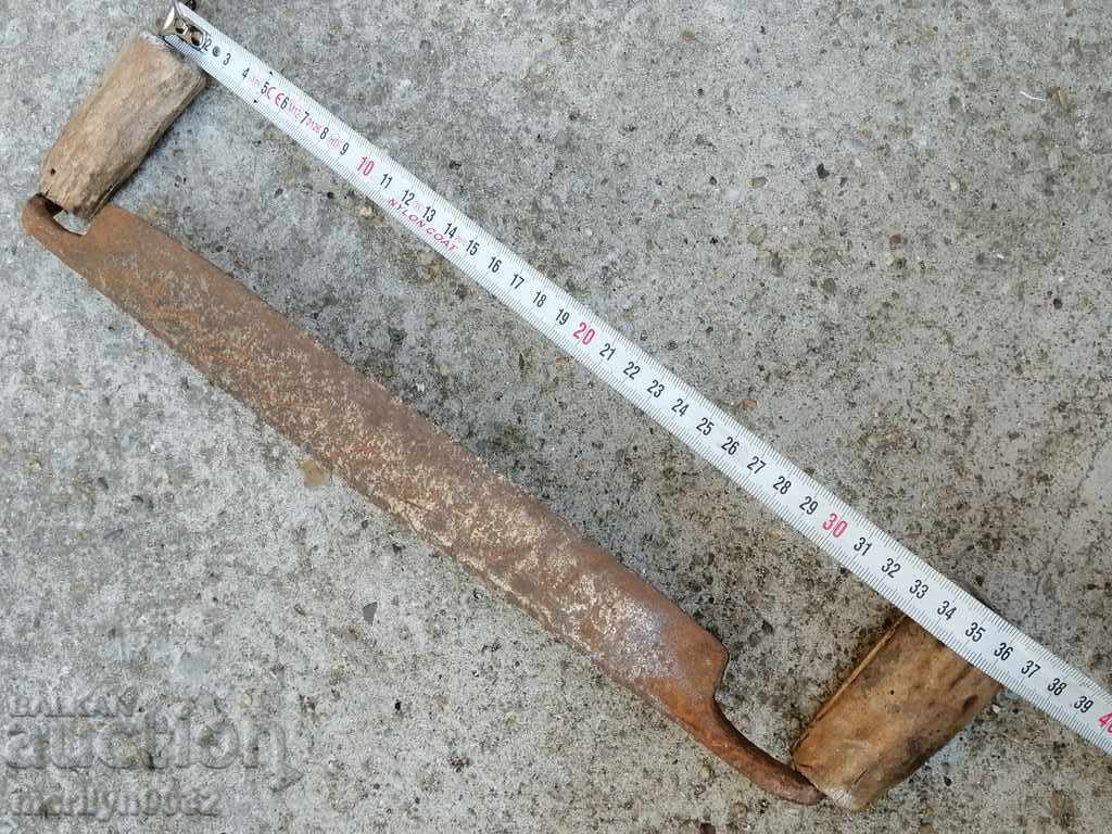 Delivery of Old wrought iron engraving with wrought iron tool grater Delivery of Old wrought iron engraving with wrought iron tool grater