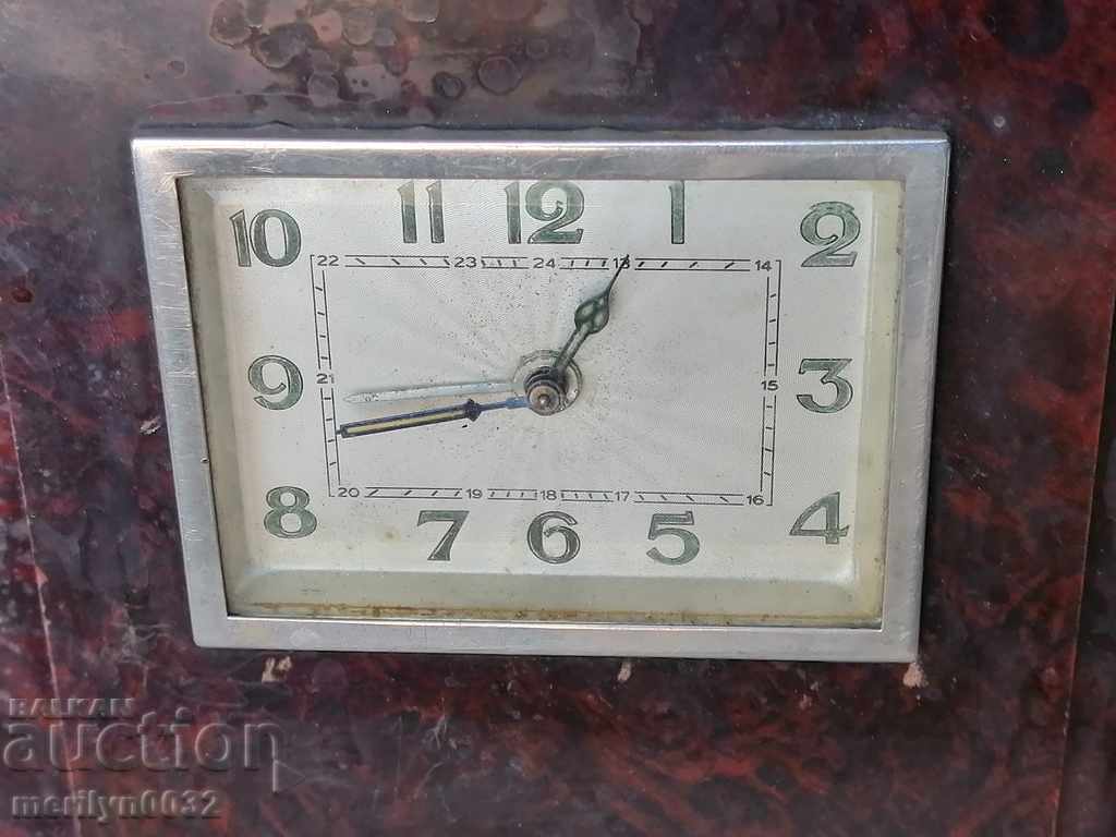 Настолен немски часовник касичка HANSA будилник Не РАБОТИ с цена 75.00 лв. | € 38.35 Настолен немски часовник касичка HANSA будилник Не РАБОТИ с цена 75.00 лв. | € 38.35