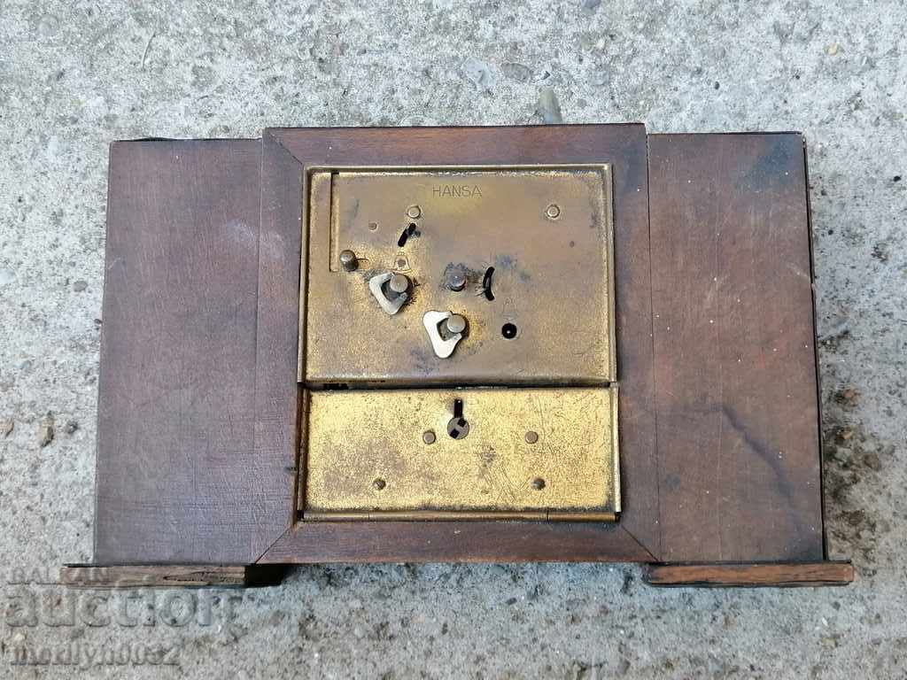 Аукцион Настолен немски часовник касичка HANSA будилник Не РАБОТИ Аукцион Настолен немски часовник касичка HANSA будилник Не РАБОТИ