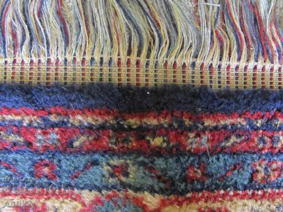 19th Century Hand woven wool Persian Carpet - 5 19th Century Hand woven wool Persian Carpet - 5