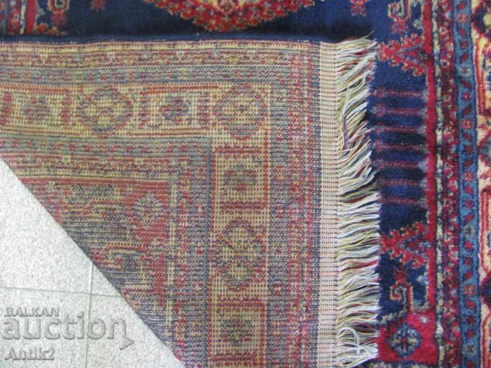 19th Century Hand woven wool Persian Carpet - 7 19th Century Hand woven wool Persian Carpet - 7