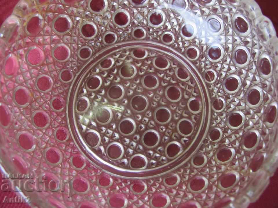 Δημοπρασία Τα 30 2 κύπελλα κρυστάλλου Δημοπρασία Τα 30 2 κύπελλα κρυστάλλου