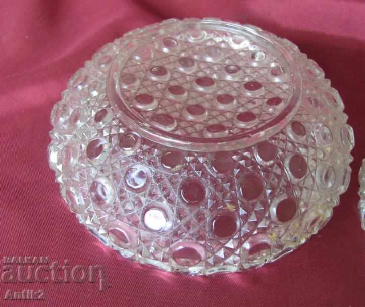 Παράδοση Τα 30 2 κύπελλα κρυστάλλου Παράδοση Τα 30 2 κύπελλα κρυστάλλου